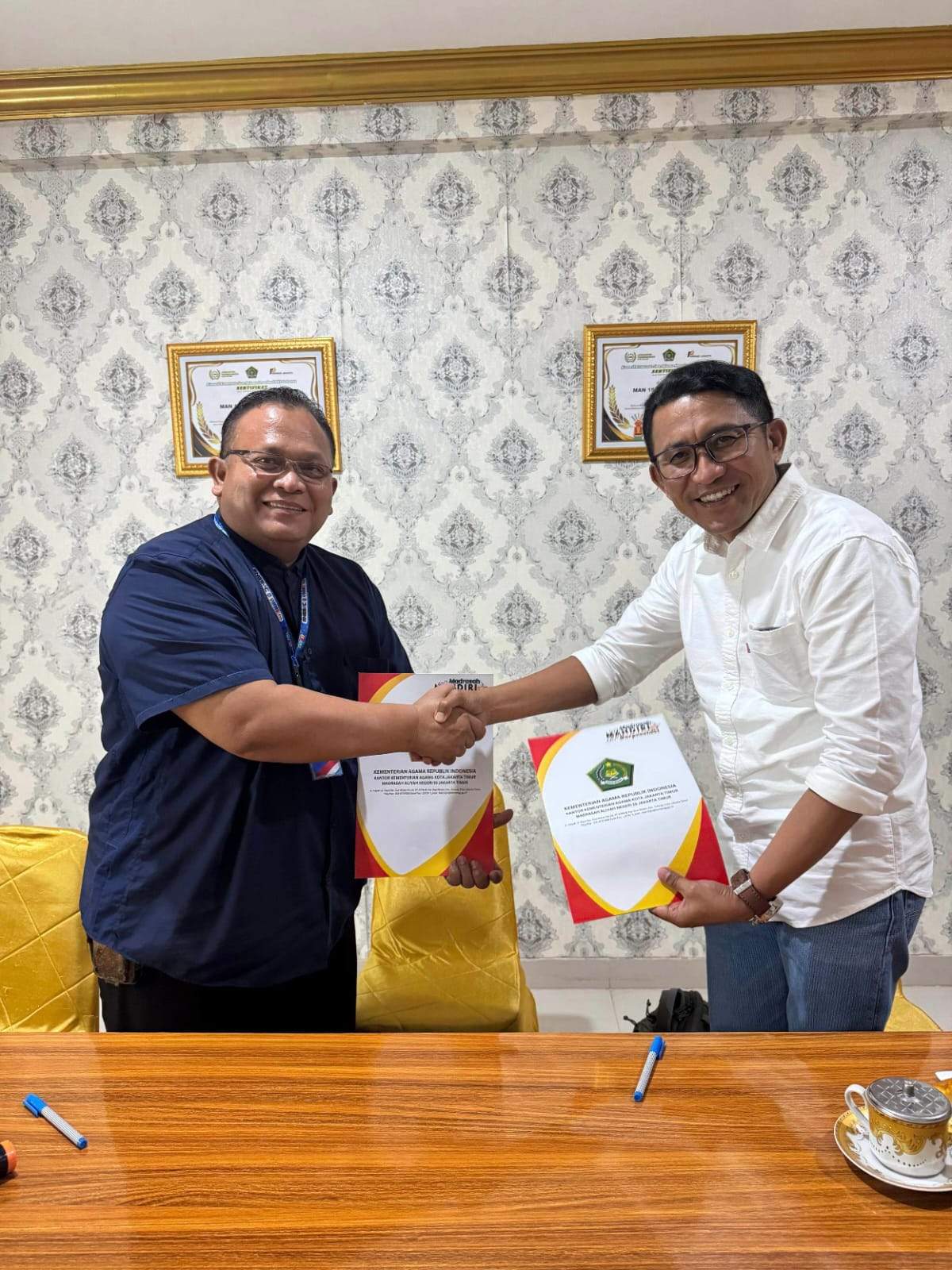 Kurikulum Berbasis Cinta: MAN 15 Jakarta Terima Kunjungan Studi Wawasan dari MAN 1 Bukittinggi