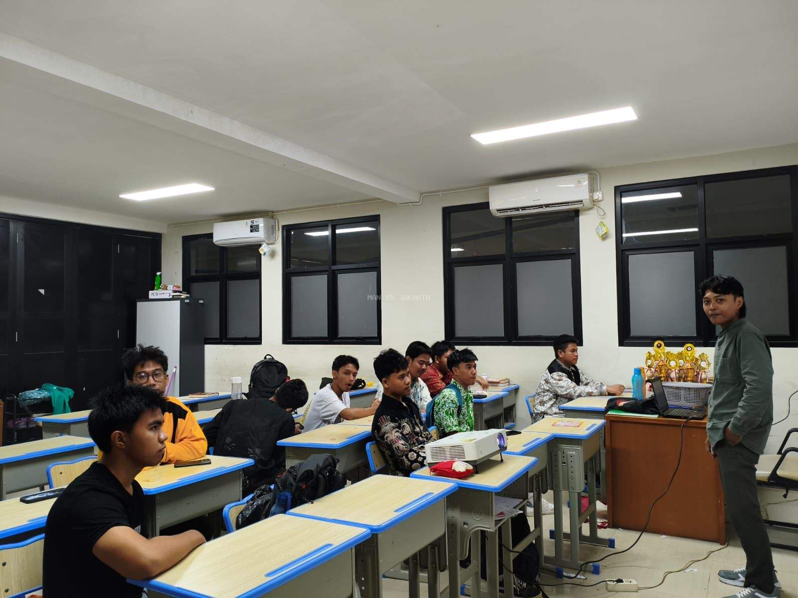 Integrasikan Nilai Karakter dan Prestasi Digital, MAN 15 Jakarta Resmikan Program Esports Bersama Akademi Garudaku